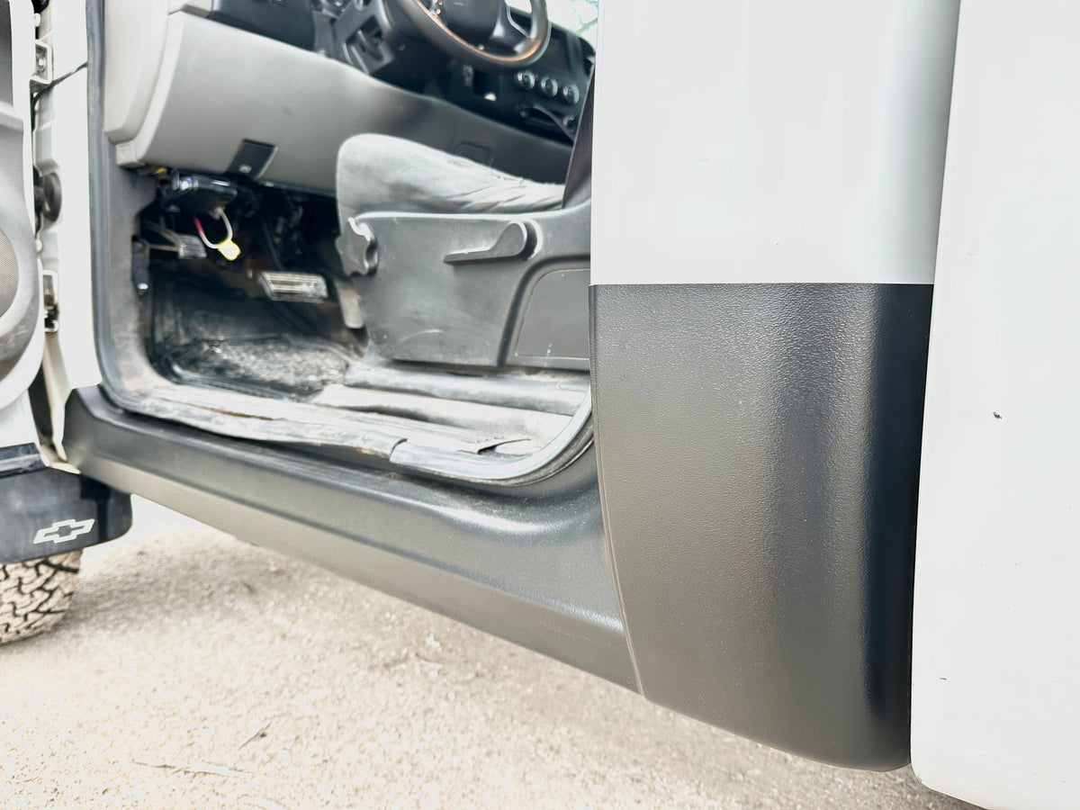 Original Appearance Manufacturing Chevrolet / GMC 2007-2013 Silverado/Sierra Single Cab, Slip On Rocker Panels + Cab Corner Covers plastic slip on rocker panels