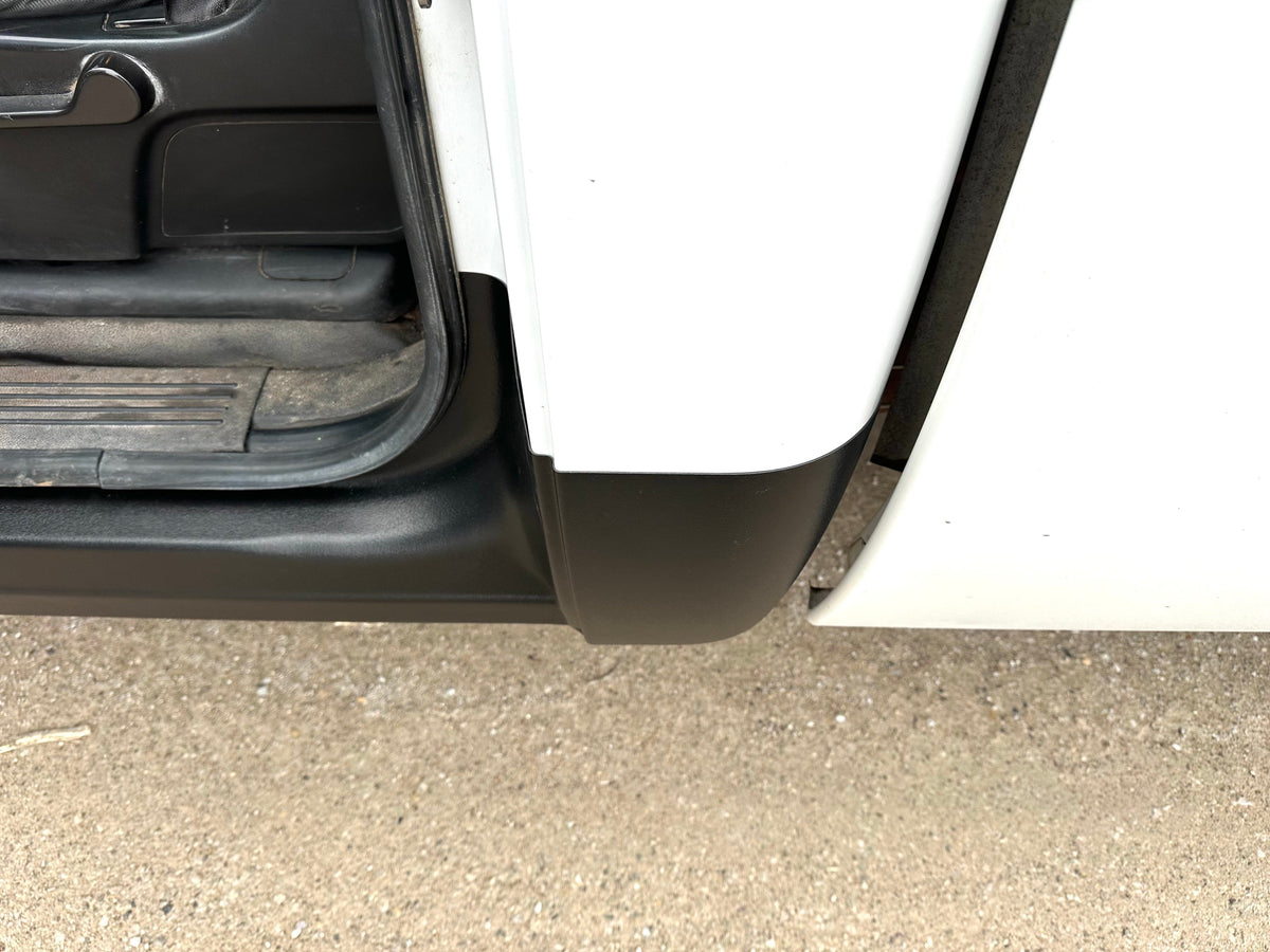 Original Appearance Manufacturing Chevrolet / GMC 2007-2013 Silverado/Sierra Single Cab, Slip On Rocker Panels + Cab Corner Covers plastic slip on rocker panels