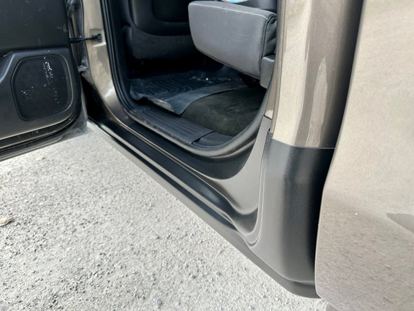 Original Appearance Manufacturing Chevrolet / GMC 2014-2018 Silverado/Sierra Crew Cab, Slip On Rocker Panel + Cab Corner Cover plastic slip on rocker panels