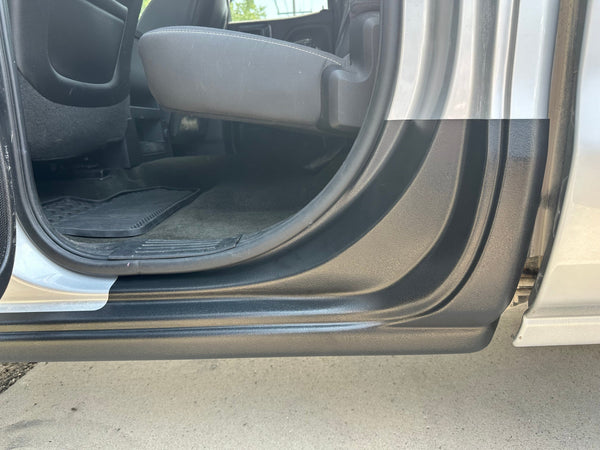 Original Appearance Manufacturing Chevrolet / GMC 2014-2018 Silverado/Sierra Double Cab, Slip On Rocker Panels + Cab Corner Covers plastic slip on rocker panels