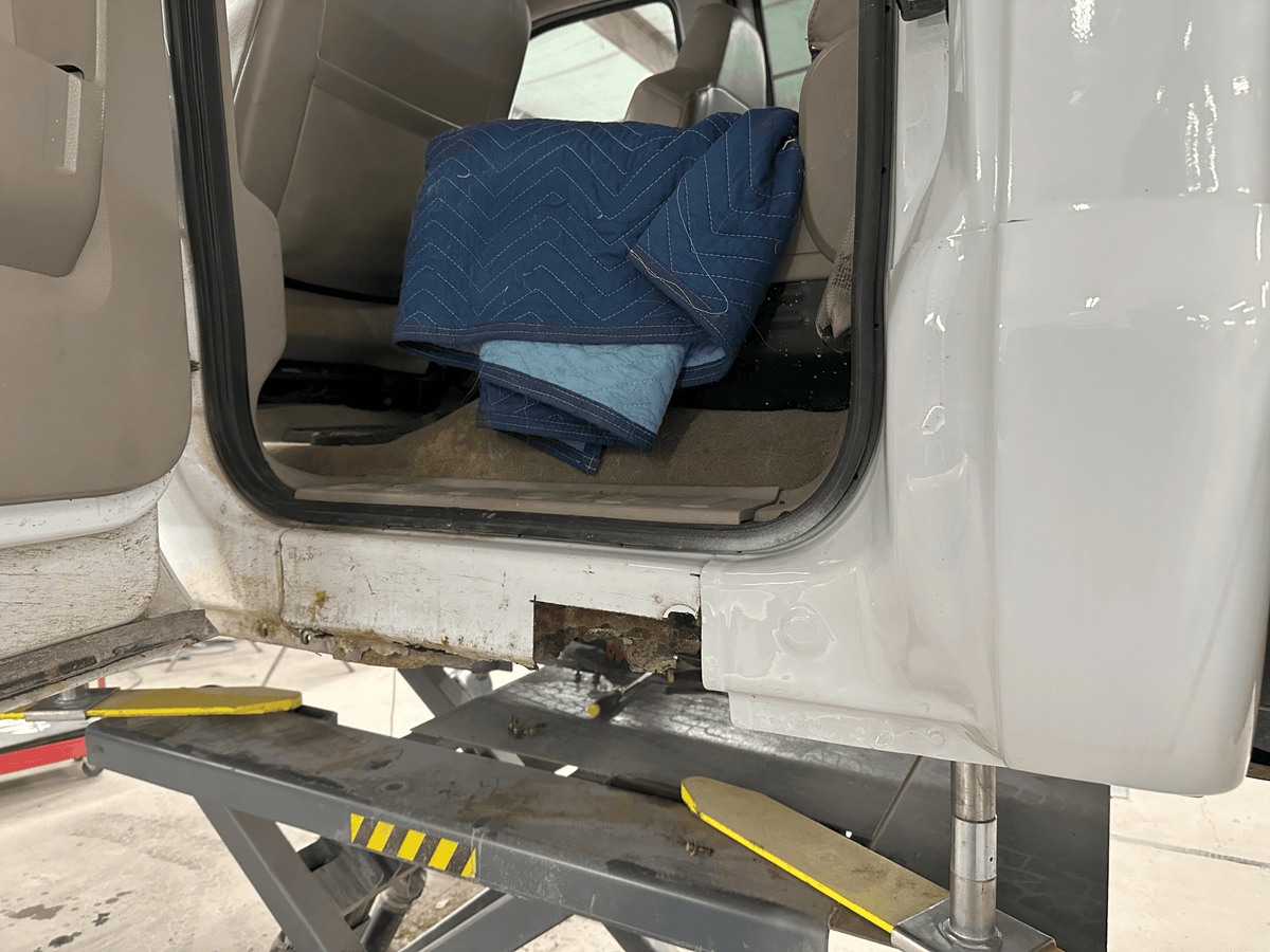 Original Appearance Manufacturing Quick Covers '99-'16 Super Duty Crew Cab, Slip On Rocker Panel + Cab Corner Cover plastic slip on rocker panels