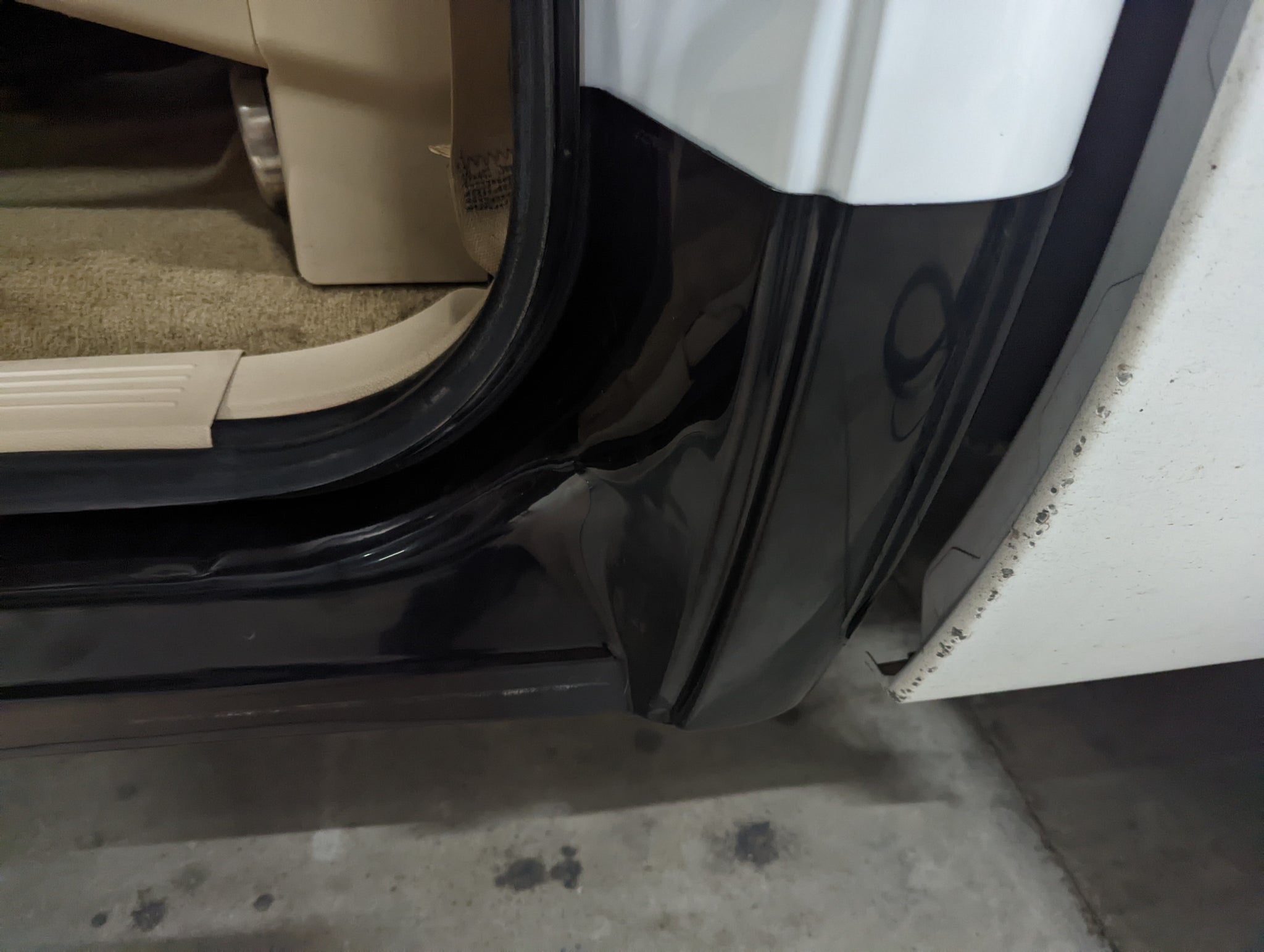 2007-2013 Silverado/Sierra Crew Cab, Slip On Rocker Panel + Cab Corner ...