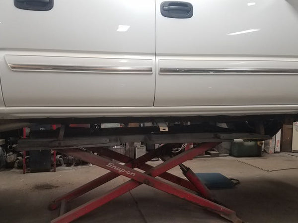 Original Appearance Manufacturing Chevrolet / GMC 1999-2006 Silverado/Sierra Crew Cab, Slip On Rocker Panel + Cab Corner plastic slip on rocker panels