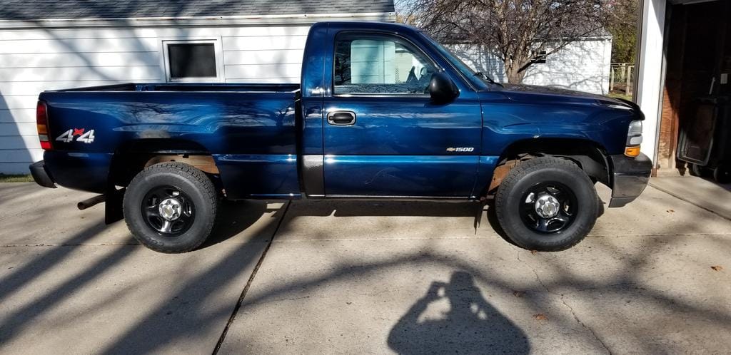 Original Appearance Manufacturing Chevrolet / GMC 1999-2006 Silverado/Sierra Single Cab, Slip On Rocker Panel +Cab Corner Cover plastic slip on rocker panels