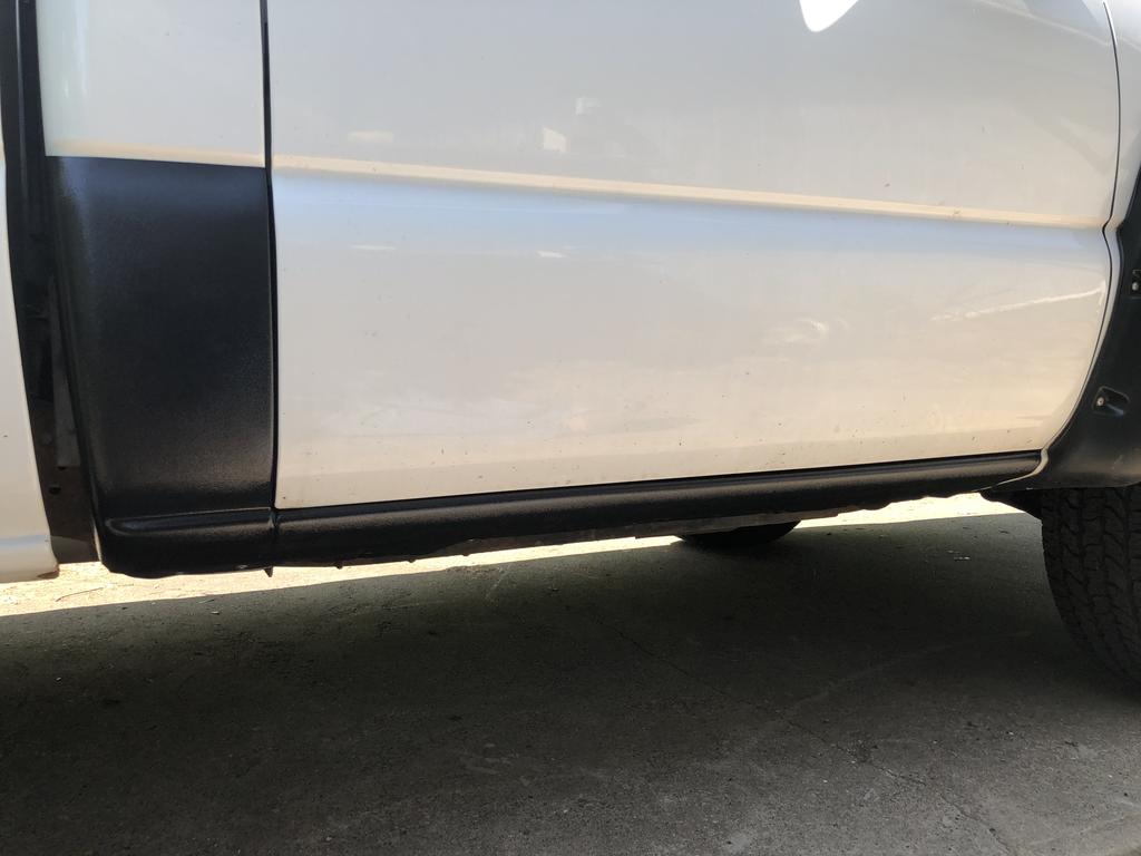 Original Appearance Manufacturing Chevrolet / GMC 1999-2006 Silverado/Sierra Single Cab, Slip On Rocker Panel +Cab Corner Cover plastic slip on rocker panels