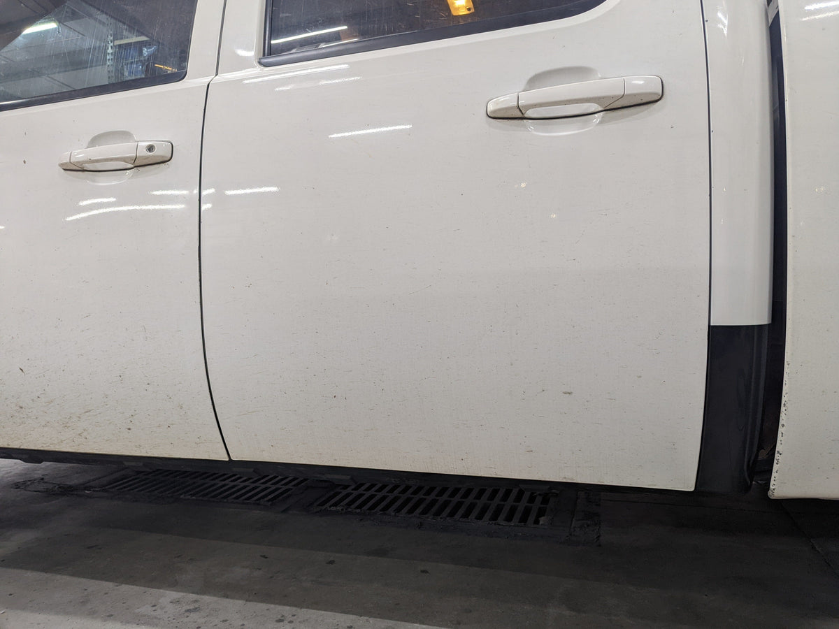 Original Appearance Manufacturing Chevrolet / GMC 2007-2013 Silverado/Sierra Crew Cab, Slip On Rocker Panels + Cab Corner Covers plastic slip on rocker panels