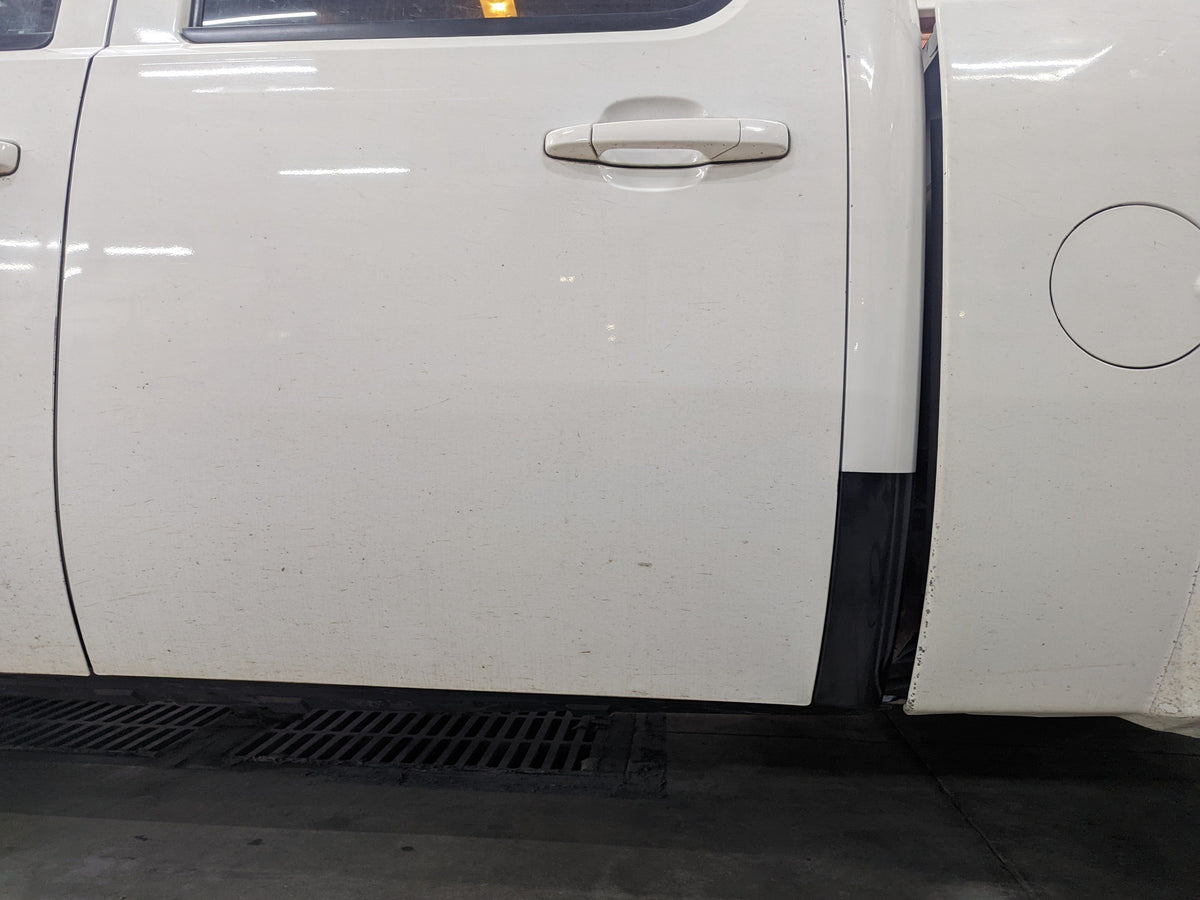 Original Appearance Manufacturing Chevrolet / GMC 2007-2013 Silverado/Sierra Crew Cab, Slip On Rocker Panels + Cab Corner Covers plastic slip on rocker panels
