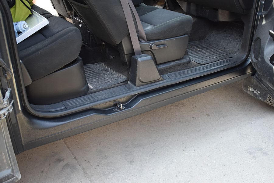 Original Appearance Manufacturing Chevrolet / GMC 2007-2013 Silverado/Sierra Extended Cab, Slip On Rocker Panels + Cab Corner Covers plastic slip on rocker panels