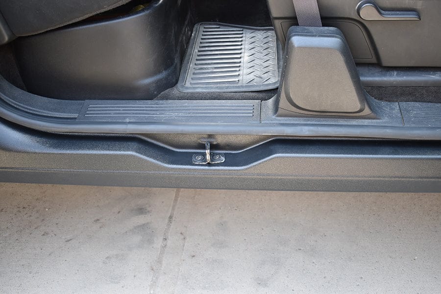 Original Appearance Manufacturing Chevrolet / GMC 2007-2013 Silverado/Sierra Extended Cab, Slip On Rocker Panels + Cab Corner Covers plastic slip on rocker panels